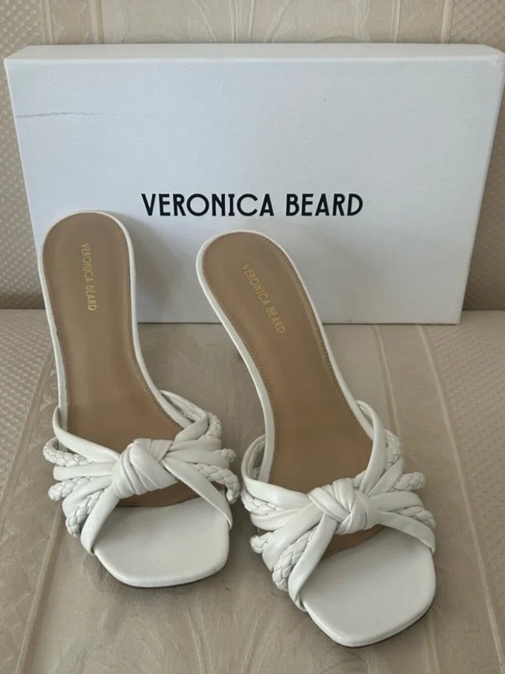 Veronica Beard Misa Open Toe Slip On White Woven Leather, Kitten Heels Sz 11